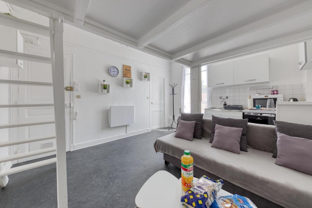 Joli Petit Studio A 200 M Du Tramway, Proche Paris, D'Orly, Rungis, Belle Epine Et Choisy Le Roi Apartment Thiais Luaran gambar