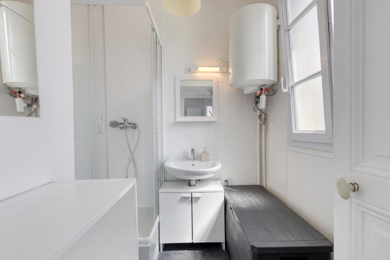 Joli Petit Studio A 200 M Du Tramway, Proche Paris, D'Orly, Rungis, Belle Epine Et Choisy Le Roi Apartment Thiais Luaran gambar